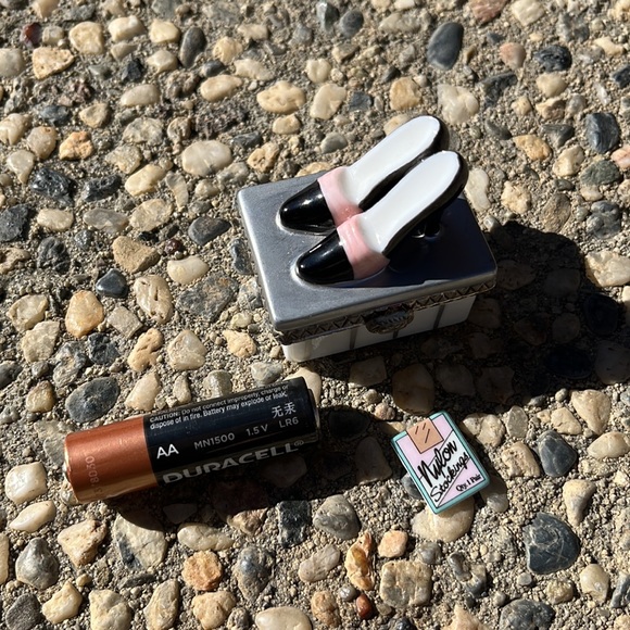 Hinged Box - Picture 5 of 5